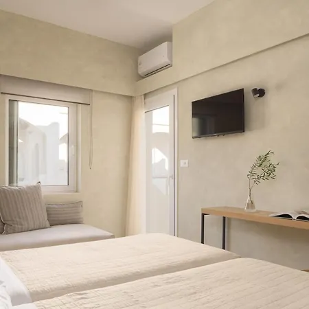 Apollo Philoxenia Apartahotel